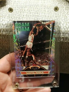 1992-93 Stadium Club Beam Team #5 Scottie Pippen - Picture 1 of 4