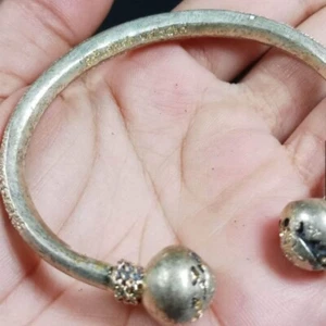 Pulsera Mantra Plata LP Tim Manguito Inspirador Amuleto Tailandés Grabado Mujeres Hombres. - Imagen 1 de 5