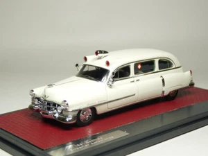 Matrix MX20301-462 1/43 1951 Cadillac Ambulance by Superior Resin Model Car - Picture 1 of 3