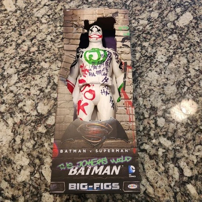Figura de acción Batman v Superman: The Joker's Wild 19" Big Figs exclusiva de Jakks Foto 1 de 4
