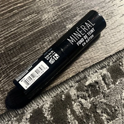 Base en barra base mineral NYX - MSF14 ESPRESSO Foto 1 de 4