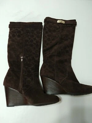 Botas Altas Coach Angie Marrón Gamuza Logo Cuña Talla 6.5 B Excelentes Foto 1 de 4