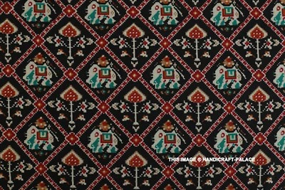 Telas de costura de vestido 100 % algodón con estampado digital indio Ikat negro de 10 yardas Foto 1 de 4