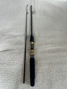 Zebco 5048 Spinning Fishing Rod - Picture 1 of 5