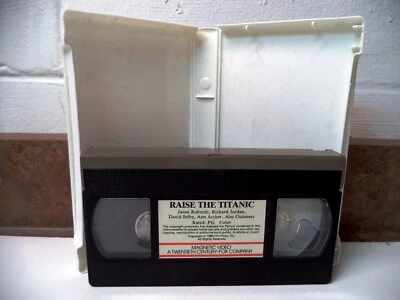RAISE THE TITANIC (VHS 1980) Jason Robards, Richard Jordan, Alec Guinness - Image 1 of 4