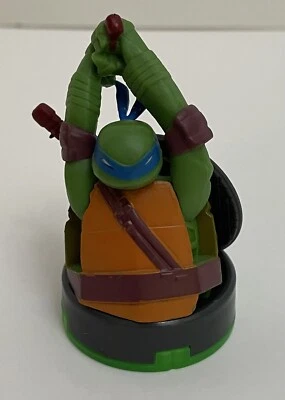 FIGURA VIACOM TORTUGA NINJA ADOLESCENTE MUTANTE LEONARDO 2 pulgadas ARRIBA DEL ALCANTARILLADO Foto 1 de 4