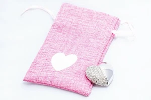 Fabric Pink Love Heart Drawstring Pouch - Packaging/Gift Bag/Present/Favour - Picture 1 of 2