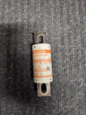 Gould Shawmut, A60x300-4,"Amp-Trap,300A @ 600VAC,(Body: 38mm diameter x 73.5mm) - Image 1 of 3