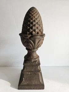 Tapón de puerta superior de botella con acabado de piña de hierro fundido 8" - Imagen 1 de 6
