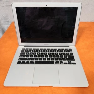 APPLE MACBOOK AIR MODEL A1466 FOR PARTS OR REPAIR - Picture 1 of 9