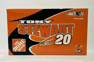 ACTION Tony Stewart #20 Home Depot 2002 Hauler ( 1 of 3000) 1:64 Scale - Picture 1 of 7