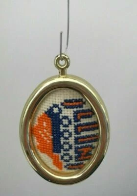 Adorno de punta de aguja hecho a mano vintage Illinois Fighting Illini Chief Illiniwek Foto 1 de 3