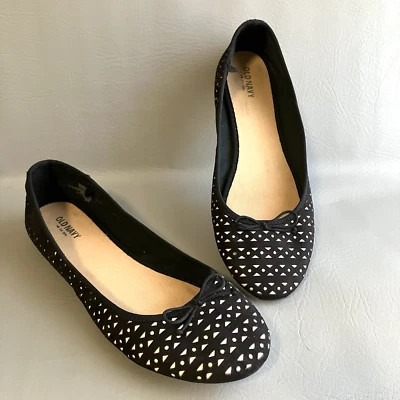 Old Navy Black White Velvet Bow Classic Ballet Flats Round Toe Preppy Size 10 - Image 1 of 4