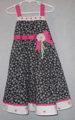 VESTIDO DE VERANO GOODLAD NIÑAS PEQUEÑAS NEGRO CON RIBETE DE CINTA ROSA SIN MANGAS TALLA 4 Foto 1 de 4