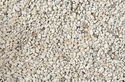 Pieza pómez pequeña japonesa de 3/16" para siembra, bonsáis, cactus y mezcla de suelo suculento Foto 1 de 3