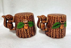 Shaker sale e pepe scoiattolo in ceramica vintage da collezione (3"x2,5) - Foto 1 di 4