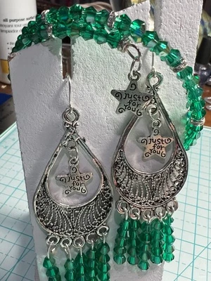 Beaded MEMORY WIRE SEA colored BRACELET EARRINGS set silver CHARMS aqua BEADS - Image 1 of 4