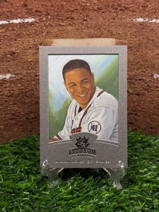 2002 Donruss Diamond Kings - Andruw Jones #14 Silver Foil /400 - Picture 1 of 2