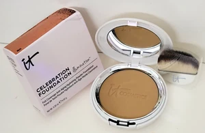 it Cosmetics Celebration Foundation Illumination Hydrating Powder 0.30 oz RICH - Picture 1 of 4