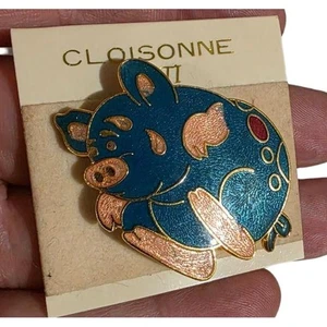 Broche Prendedor De Colección CLOISONNE Multicolor Cerdo Animal Esmalte Detallado Artístico Único - Imagen 1 de 5