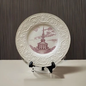 Vintage Wedgwood Embossed Dinner Plate SMU PERKINS CHAPEL - Picture 1 of 9