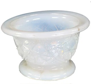 Antique Rare Opaline White Egg Bowl Table Decor Glass Sugar Bowl. G16-129 - Picture 1 of 10