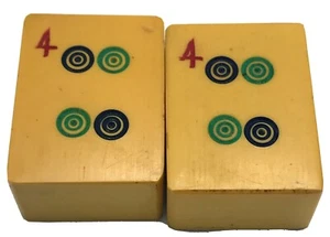 Lot of 2 Vtg **MATCHING** Cream Yellow Bakelite Mahjong Mah Jong Tiles - Picture 1 of 4