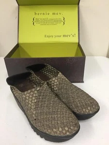 BM Bernie Mev Shoes Gem Wedge Woman Shoes Gold 150964 Size 38 7.5 - Picture 1 of 8