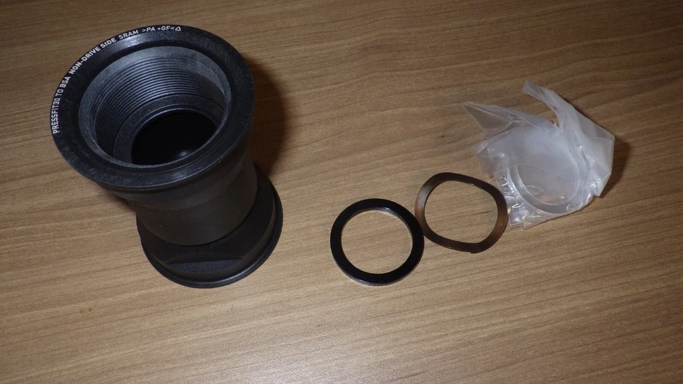 SRAM BOTTOM BRACKETS ADAPTER PF30 TO BSA, ENGLISH, PLASTIC, NEW, GRAY Foto 1 de 1