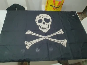 Grande Bandiera Dei Pirati Jolly Roger Con Teschio E Tibie Incrociate, 94x135cm - Foto 1 di 1