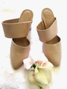 ABLE LOCAL AND GLOBAL LT TAN /BEIGE POINTED TOE STRAPPY BLOCK HEEL SANDALS 6EUC - Picture 1 of 15