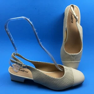 Womens 10 Wide Trotters Dea Slingback Pumps Bone Diamond T7001-128 Shoes - Picture 1 of 7