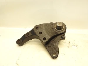 NEW Genuine Freightliner A16-20838-001 Bracket-Shkl/Bshg, Fr, Susp, Rbr - Picture 1 of 5