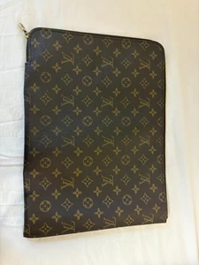 Louis Vuitton Monograma Poche Documento A4 Almacenamiento Usado Raro M53456 VIN - Imagen 1 de 6