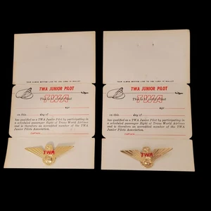 D1 TWA Junior Pilot Pin On Origianal Card Aviation Lot Of Two Pins On Cards NOS - Picture 1 of 5