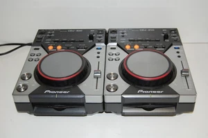 Pair of Pioneer CDJ-400 Pro DJ USB MP3 CD Player Turntables L@@K! - Picture 1 of 11