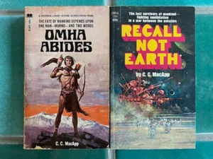 C. C. MacApp vintage sci-fi PB lot OMHA ABIDES, Recall Not Earth paperback - Foto 1 di 10