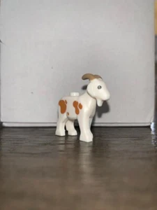 LEGO Goat Figure from Mill Village Raid 7189 (2011) - Picture 1 of 1