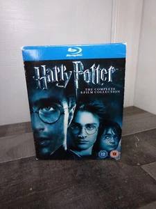 Harry Potter: Die komplette 8-Film-Sammlung 11 Blu-ray Discs - Besonderheiten - Bild 1 von 15