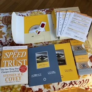 Franklin Covey Leading at the Speed of Trust DVD Book Kit - Picture 1 of 7