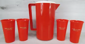 Vintage Werbung roter Krug 2 Quart mit Deckel und 4 Tassen Bauern Aufzug Alburnett, IA - Bild 1 von 18