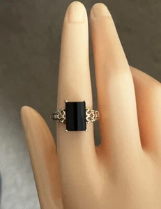 9ct Yellow Gold 4ct Baguette Cut Smokey Quartz Ring, UK Size Q, EU Size 57 - Picture 1 of 6