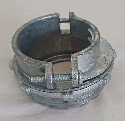 Arlington 3 inch, MC Cable Connector # 8409. NEW. Free Shipping - Image 1 of 4