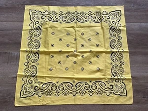 Vintage Wash Fast Color All Cotton Yellow Paisley Bandana 22.5”x21” USA - Picture 1 of 8
