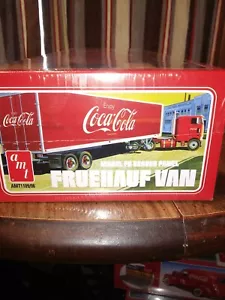 FURGONETA COCA COLA FUELLAUF FURGONETA CERRADA REMOLQUE AMT ESCALA 1:25 KIT MODELO PLÁSTICO - Imagen 1 de 10