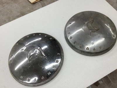 Tampão de cubo vintage Studebaker Champion 10 1/2" 1940 1955 1936 1949 1965 1944 1953 - Imagem 1 de 4