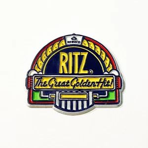 Vintage Nabisco Ritz Crackers 'Great Golden Hit' Jukebox Plastic Fridge Magnet - Picture 1 of 2