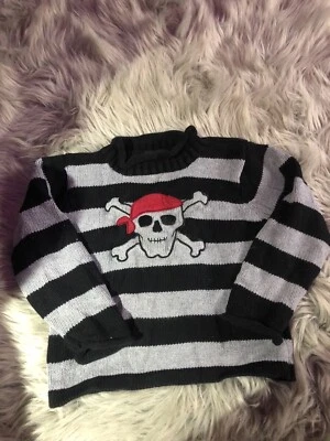 Suéter listrado preto/cinza Red Zebra meninos com caveira pirata, tamanho 3T - Imagem 1 de 4