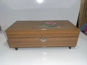 Vintage Japanese hand made jewellery / music box WORKING (2-235) - Picture 1 of 9