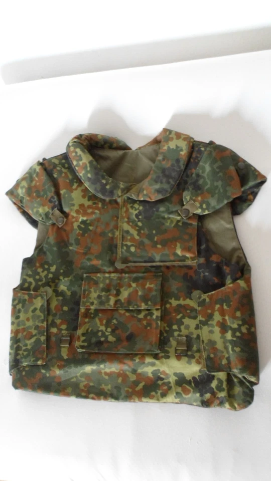 SPLITTERSCHUTZWESTE ORIGINAL BW FLECKTARN Gr. GK - Bild 1 von 3